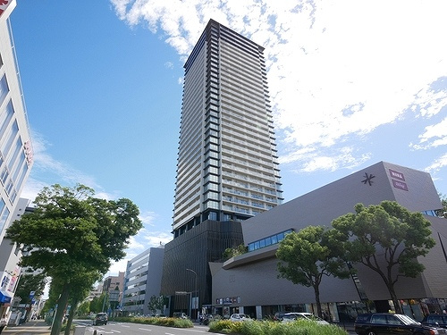 Ｂｒｉｌｌｉａ　Ｔｏｗｅｒ西新の外観|落ち着いた雰囲気の外観です