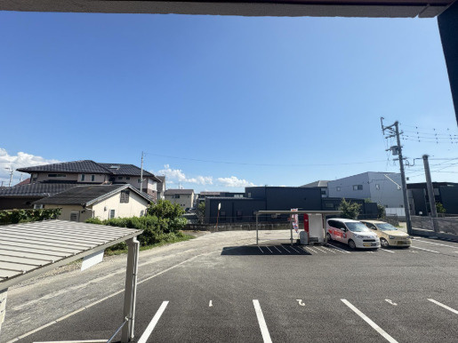 クロノス52鶴羽田の駐車場|駐車場完備です