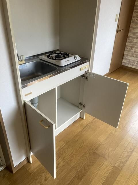 アドホックタウン羽沢のキッチン