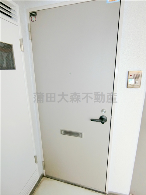 スカイコート大森第4の玄関