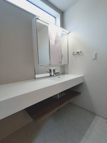 新築戸建の洗面所