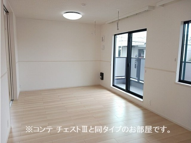 コスモステラス　ウエストの居間・リビング|ゆったり過ごせる居間です