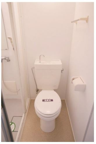 スカイコート高円寺のトイレ|落ち着いた色調のトイレです