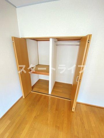 大阪市東淀川区小松２丁目の賃貸マンションの収納