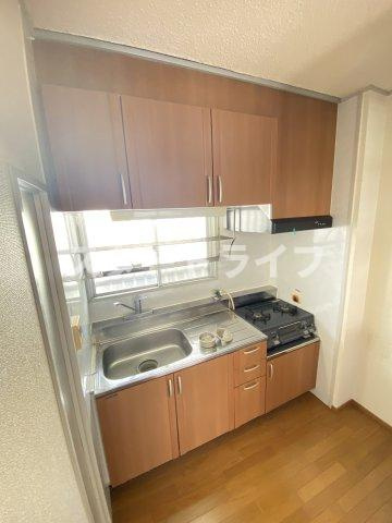 大阪市東淀川区小松２丁目の賃貸マンションのキッチン