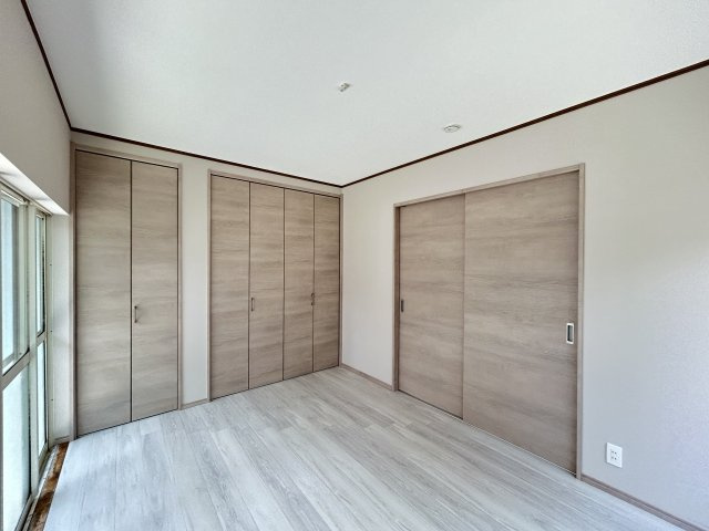 久喜市久喜東２丁目のアパートの洋室