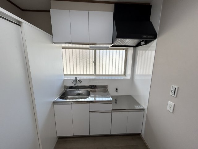 久喜市久喜東２丁目のアパートのキッチン