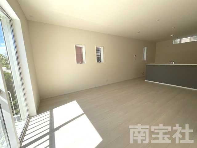 【居間・リビング】
