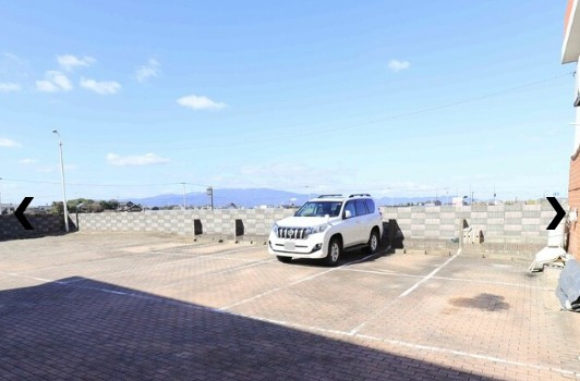 ブリックタウン壱弐参番館の駐車場|駐車場に車を止められます