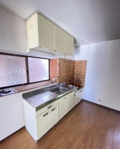 ブリックタウン壱弐参番館のキッチン|きれいなキッチンです
