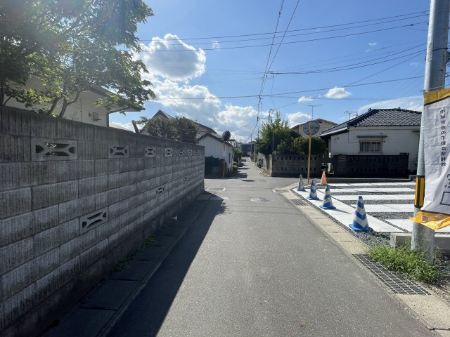 新築戸建・新築建売　郡山市富久山町久保田岡ノ城　行健小・行健中の前面道路含む現地写真