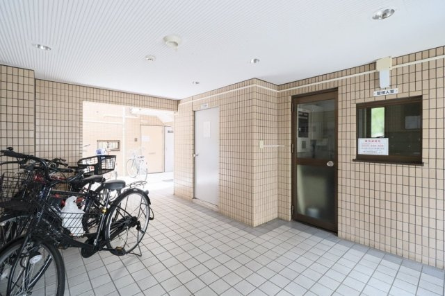 リバティ多摩川のエントランス