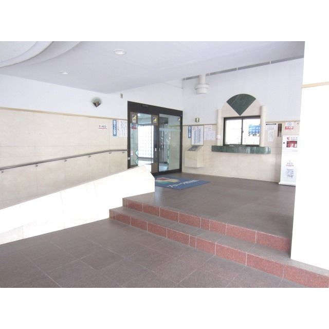 プローラ津田沼のロビー