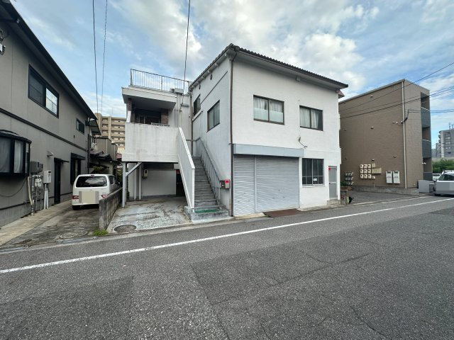 広島市西区中広町2丁目