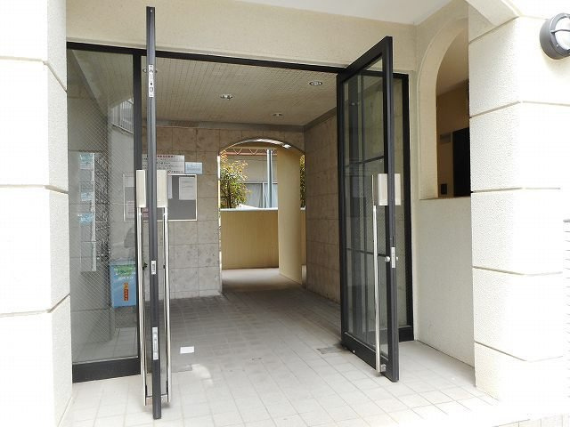 エクセルＵのエントランス|毎日通るエントランスはこのようになっています