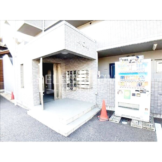【エントランス】 | Ａ・Ｃｉｔｙ宇頭 | 毎日通るエントランスはこのようになっています