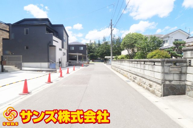 郡山市安積町笹川字中ノ渡戸　　　　2号棟　　　安積第3小学校、安積第2中学区の外観|北側前面道路