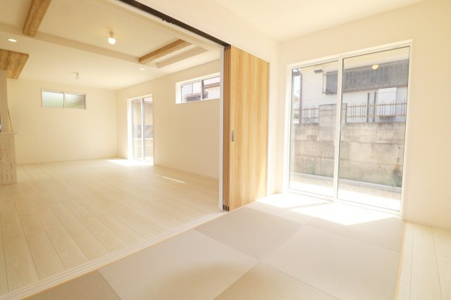 郡山市安積町笹川字中ノ渡戸　　　　2号棟　　　安積第3小学校、安積第2中学区の和室
