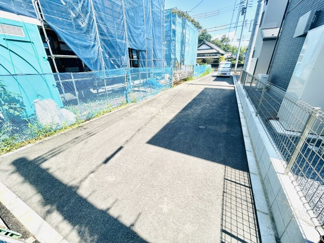 千葉市稲毛区萩台町第１の前面道路含む現地写真