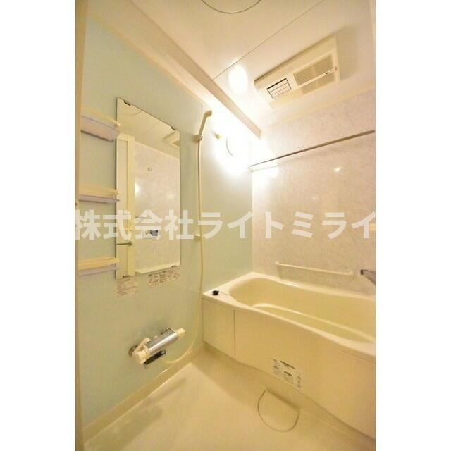 プライマル小石川の浴室
