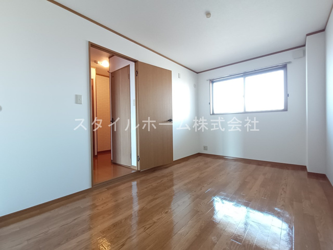 【居間・リビング】 | メゾンソレイユ | イメージ写真です。