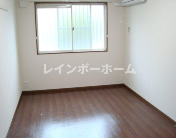 グリーンパレスBの寝室