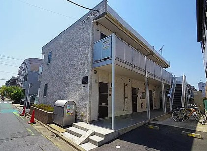 葛飾区東水元１丁目のアパートのエントランス