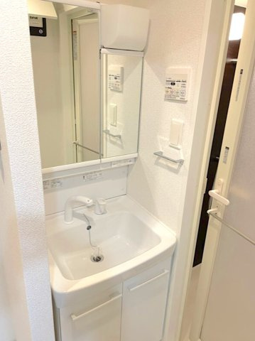 練馬区中村北４丁目の賃貸マンションの洗面所