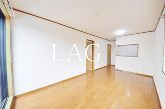 【居間・リビング】 | サニーフラット | 洋室のお部屋です。