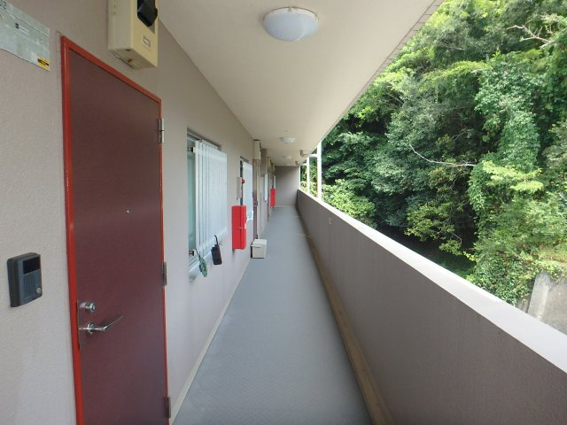 ピニエール下田のその他共用部分|通路