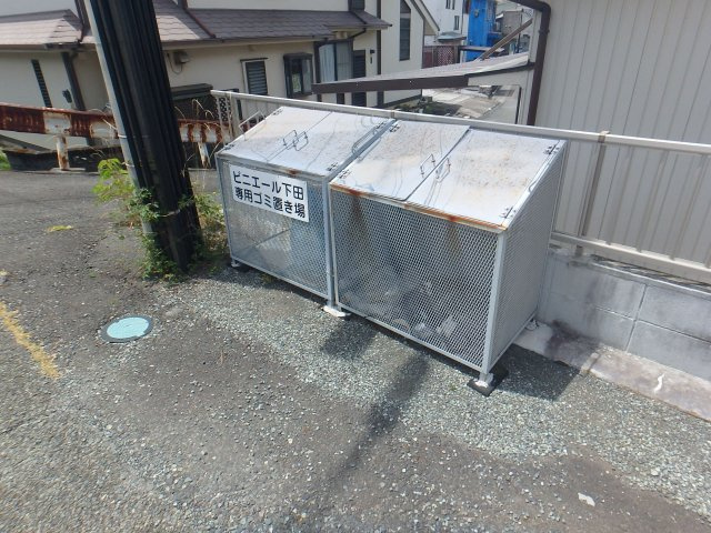 ピニエール下田のその他|専用ゴミ捨て場