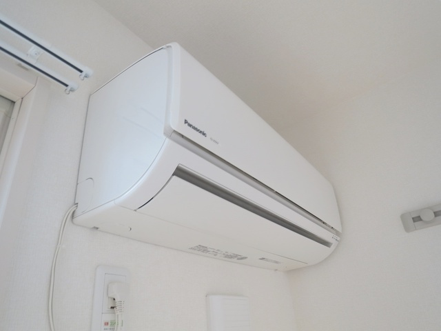 ヴィア・デル・フェリチタの設備|エアコンつきです！冬も夏も快適ですよ！
