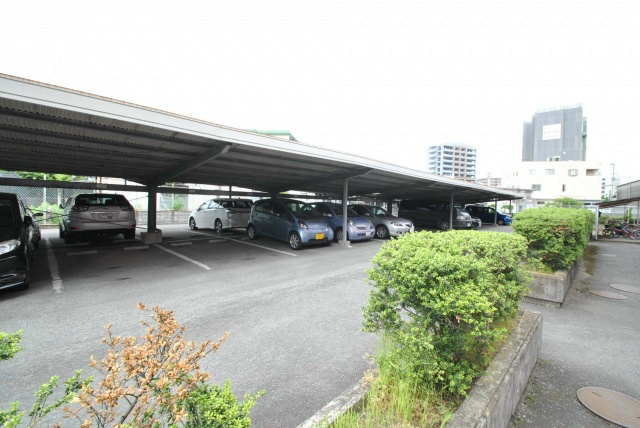 第2オーキットビルの駐車場|駐車場です