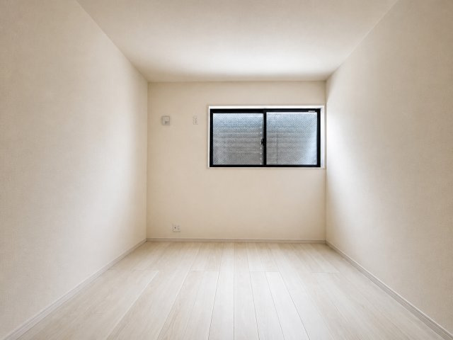 リーブルガーデン岸和田市八幡町２期の子供部屋|ゆったりした子供部屋です