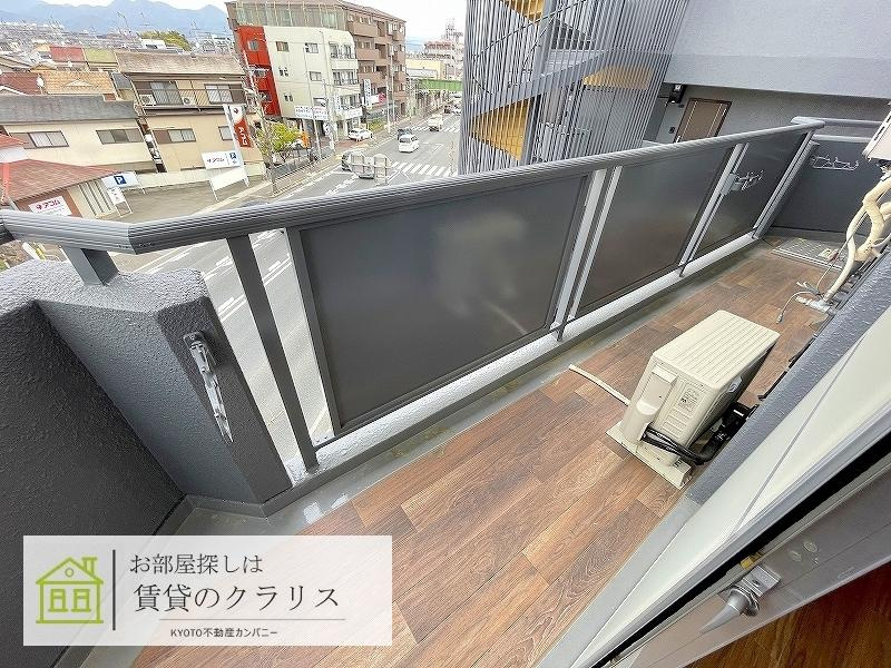 ラ・ティーダ上桂のバルコニー