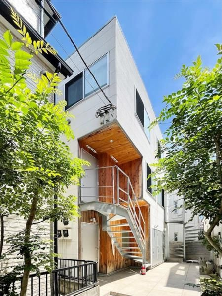 ＬａＬａ　ＣＵＢＥの外観