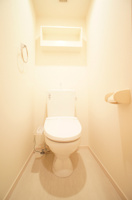清潔感のあるトイレです