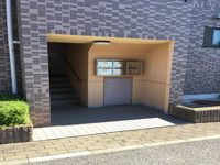 清潔なエントランスです