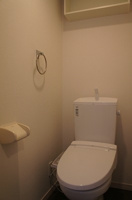 清潔感のあるトイレです