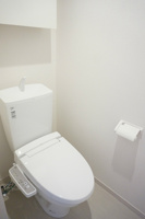 ゆったりとした空間のトイレです