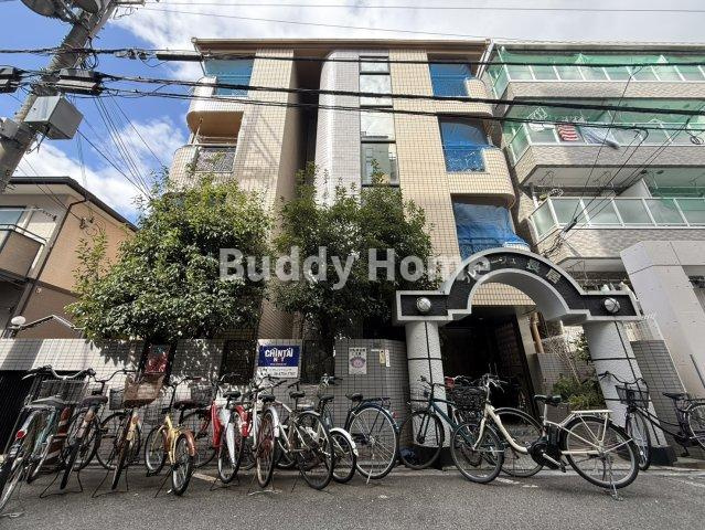 プレステージュ長居の外観