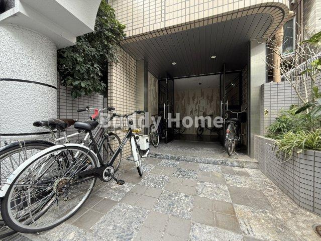 プレステージュ長居のエントランス