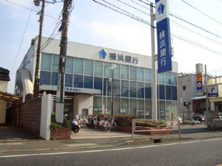 銀行まで1,800ｍ