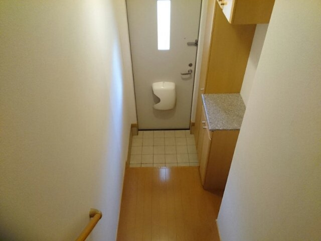 落ち着いた玄関です