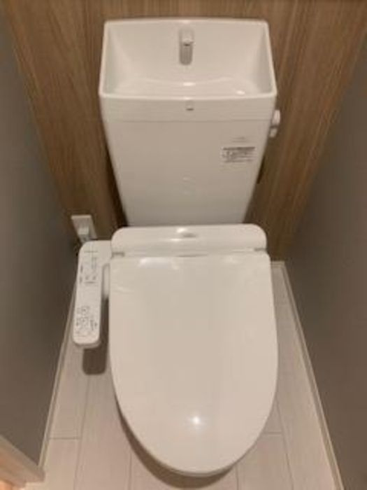 セジュール西台８のトイレ