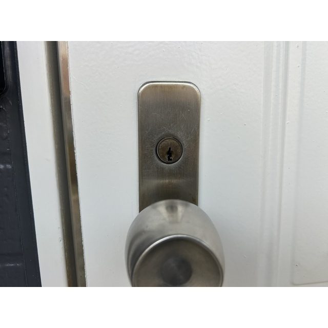 収納もある玄関です