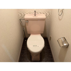 コンパクトで使いやすいトイレです