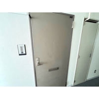 落ち着いた玄関です