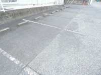駐車場に車を止められます