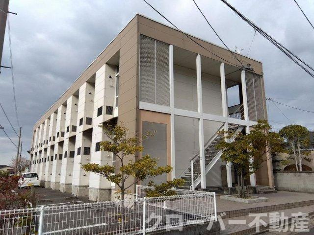 レオパレス坂出の外観